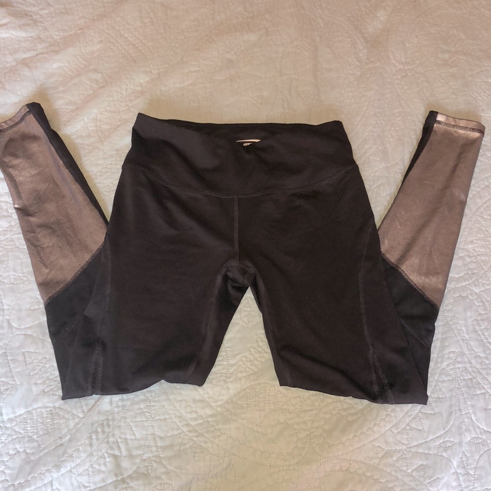🍒🍒3/$20🍒🍒 MTA Sport Leggings Metallic & Mesh
